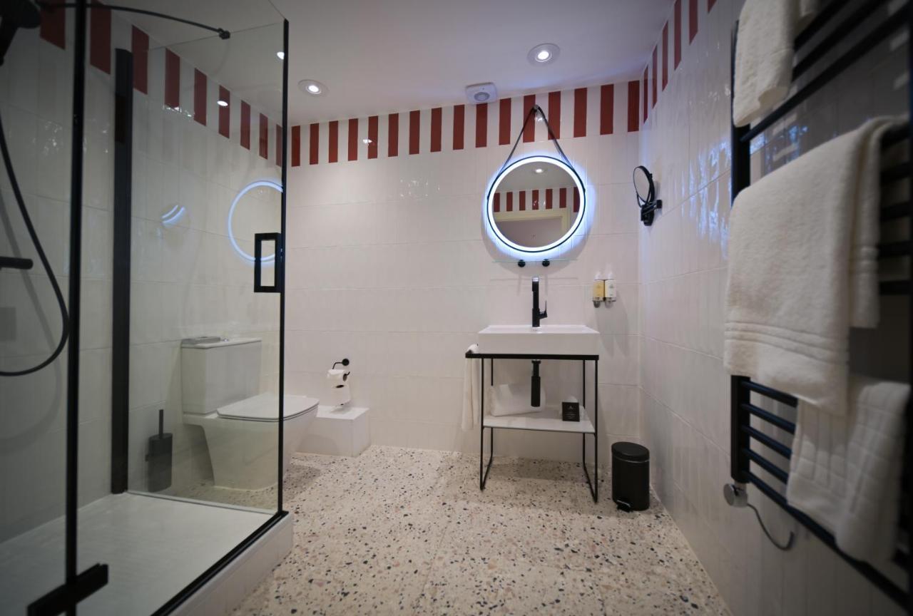 The Relais Cooden Beach And Spa Bexhill-on-Sea Bagian luar foto