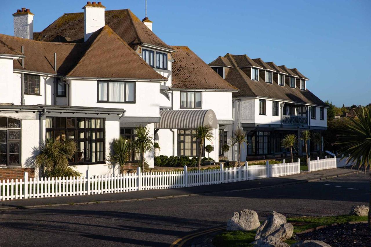 The Relais Cooden Beach And Spa Bexhill-on-Sea Bagian luar foto