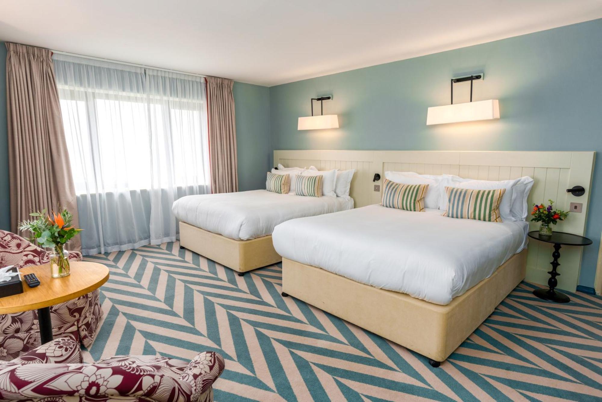 The Relais Cooden Beach And Spa Bexhill-on-Sea Bagian luar foto