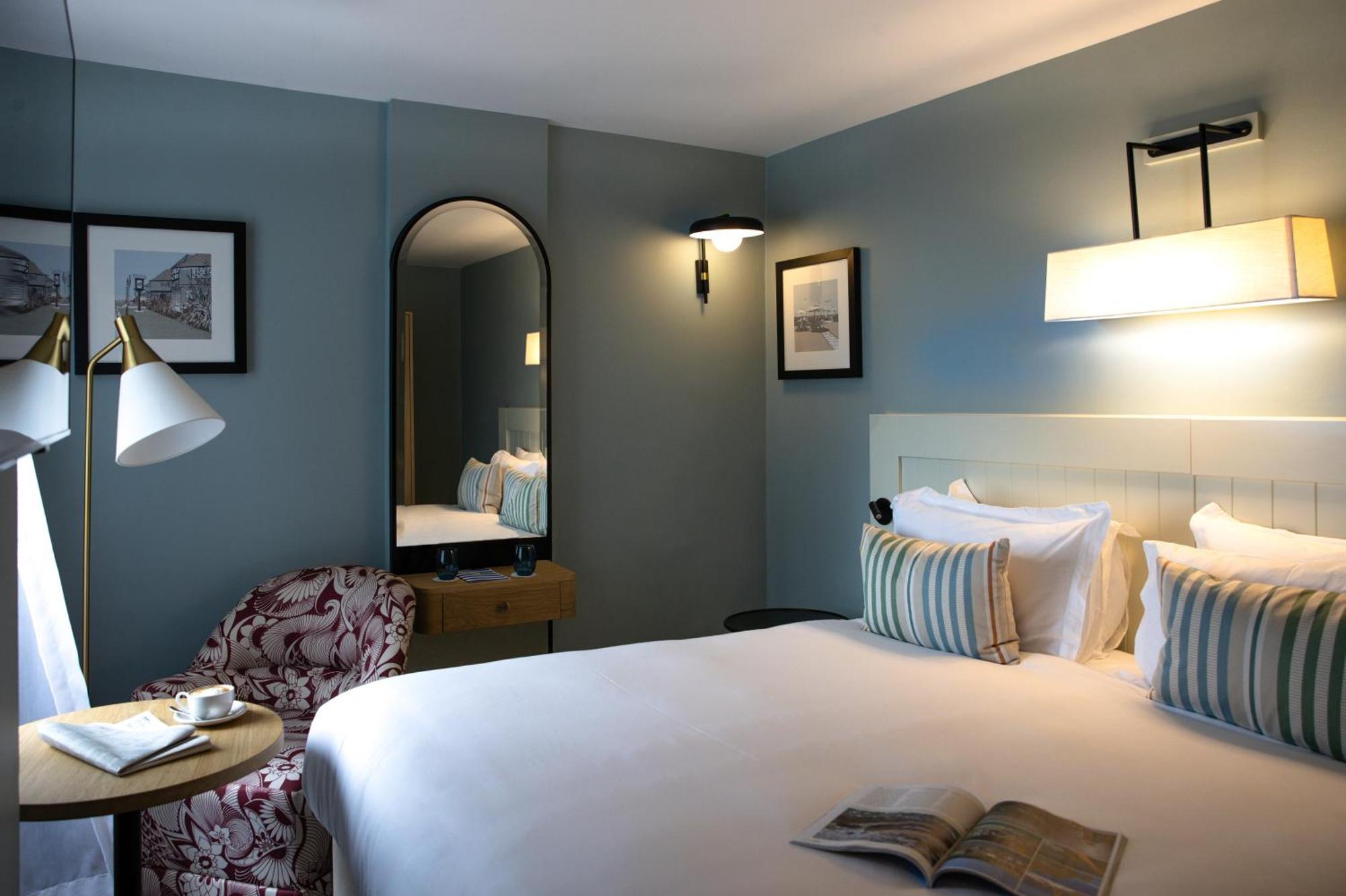 The Relais Cooden Beach And Spa Bexhill-on-Sea Bagian luar foto